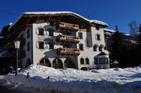 Отель Hotel Wiesenegg, Аурах-Кицбюэль